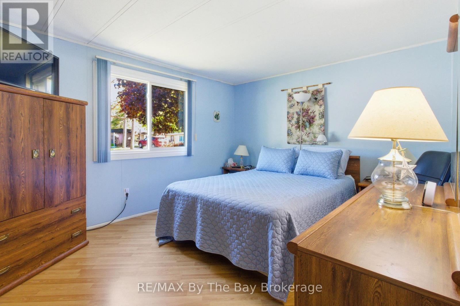 3 Golf Avenue, Wasaga Beach, Ontario  L9Z 1K2 - Photo 22 - S13226438