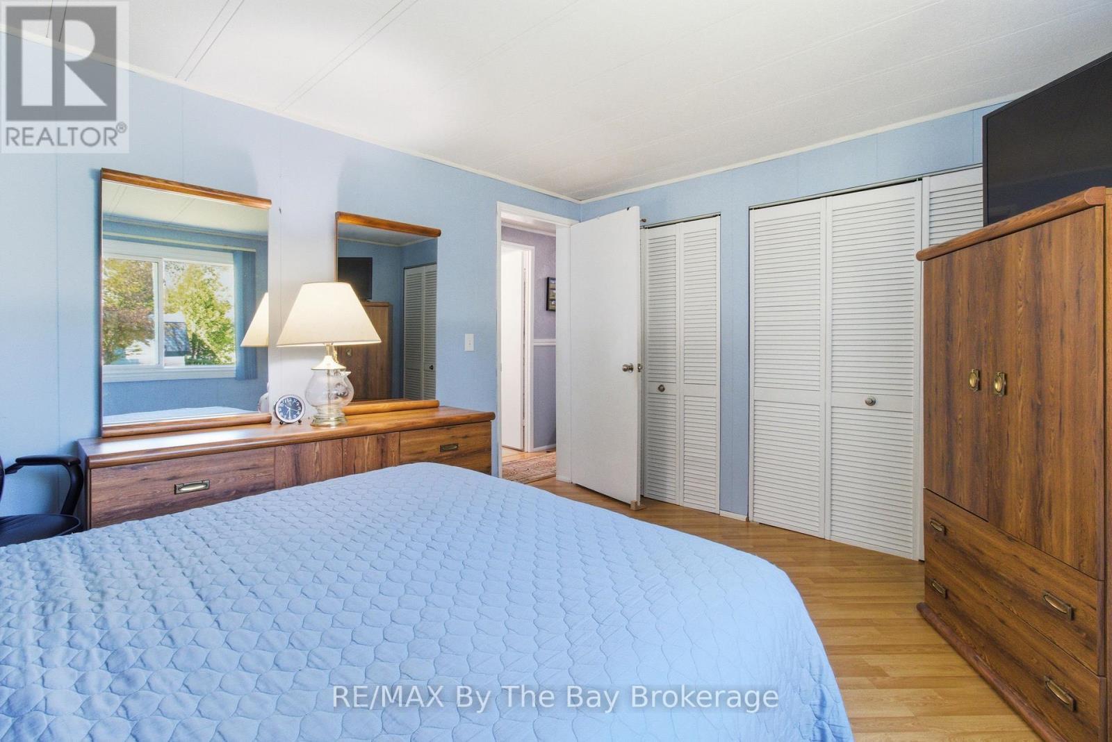 3 Golf Avenue, Wasaga Beach, Ontario  L9Z 1K2 - Photo 23 - S13226438