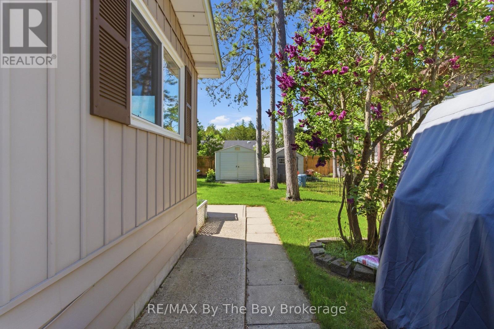 3 Golf Avenue, Wasaga Beach, Ontario  L9Z 1K2 - Photo 26 - S13226438