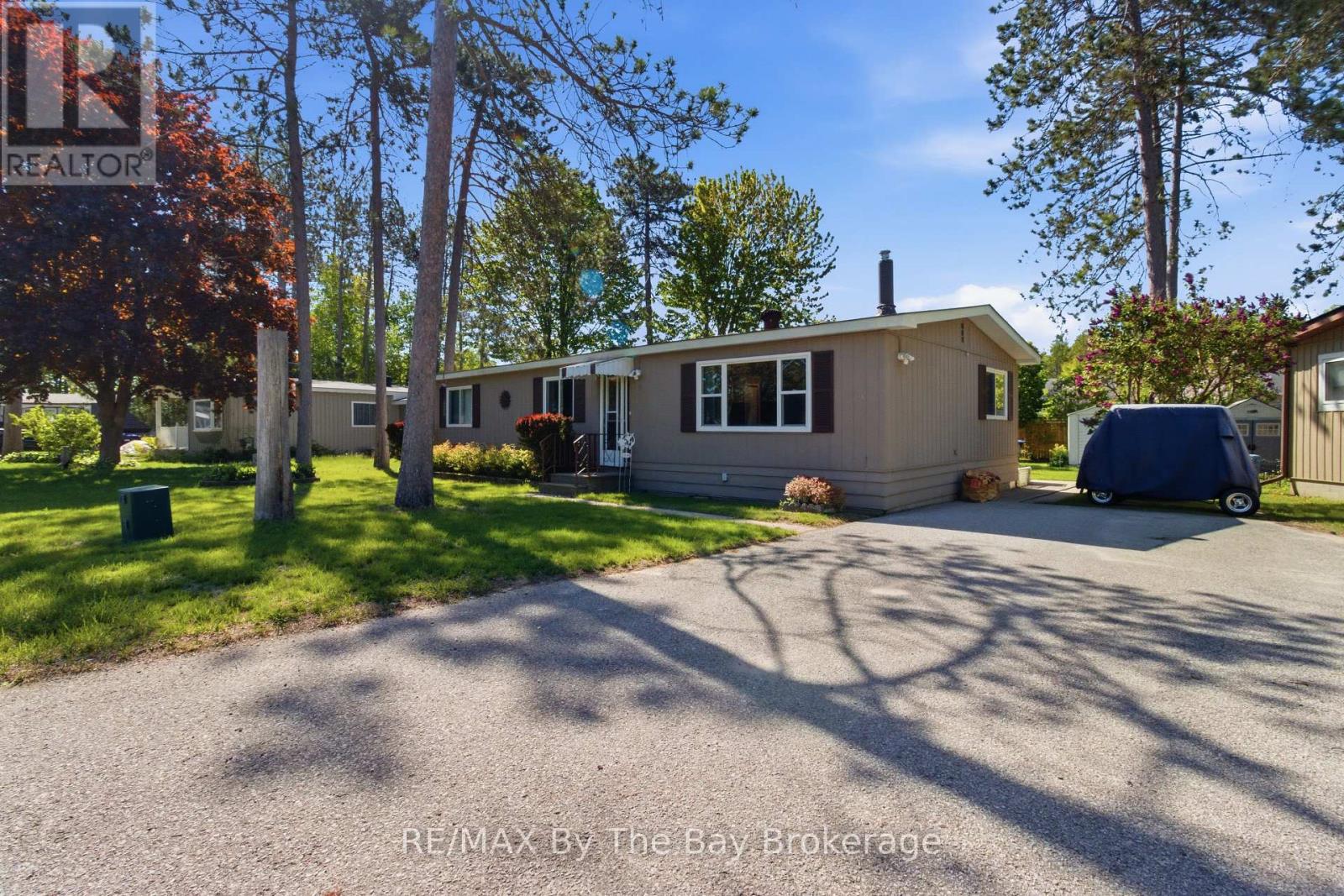 3 Golf Avenue, Wasaga Beach, Ontario  L9Z 1K2 - Photo 34 - S13226438