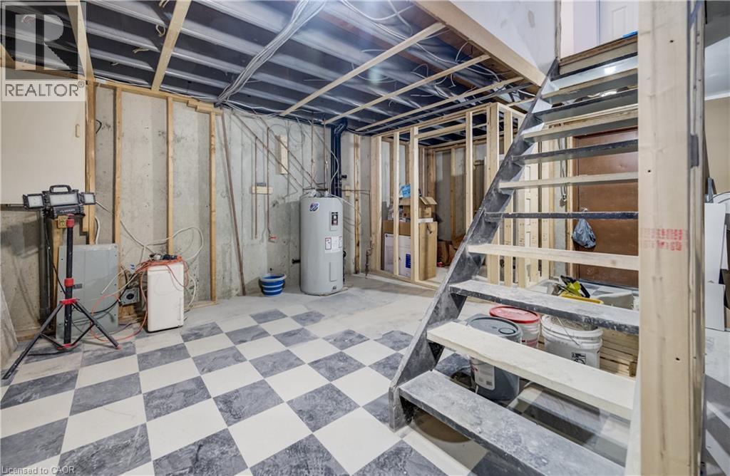 249 Cedarbrae Avenue Unit# 18, Waterloo, Ontario  N2L 4S8 - Photo 13 - 40835663