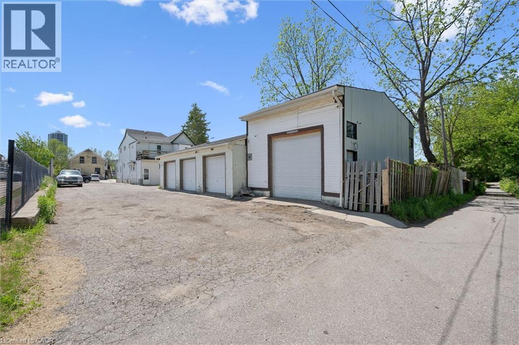 202 Breithaupt Street, Kitchener, Ontario  N2H 5H4 - Photo 12 - 40833193