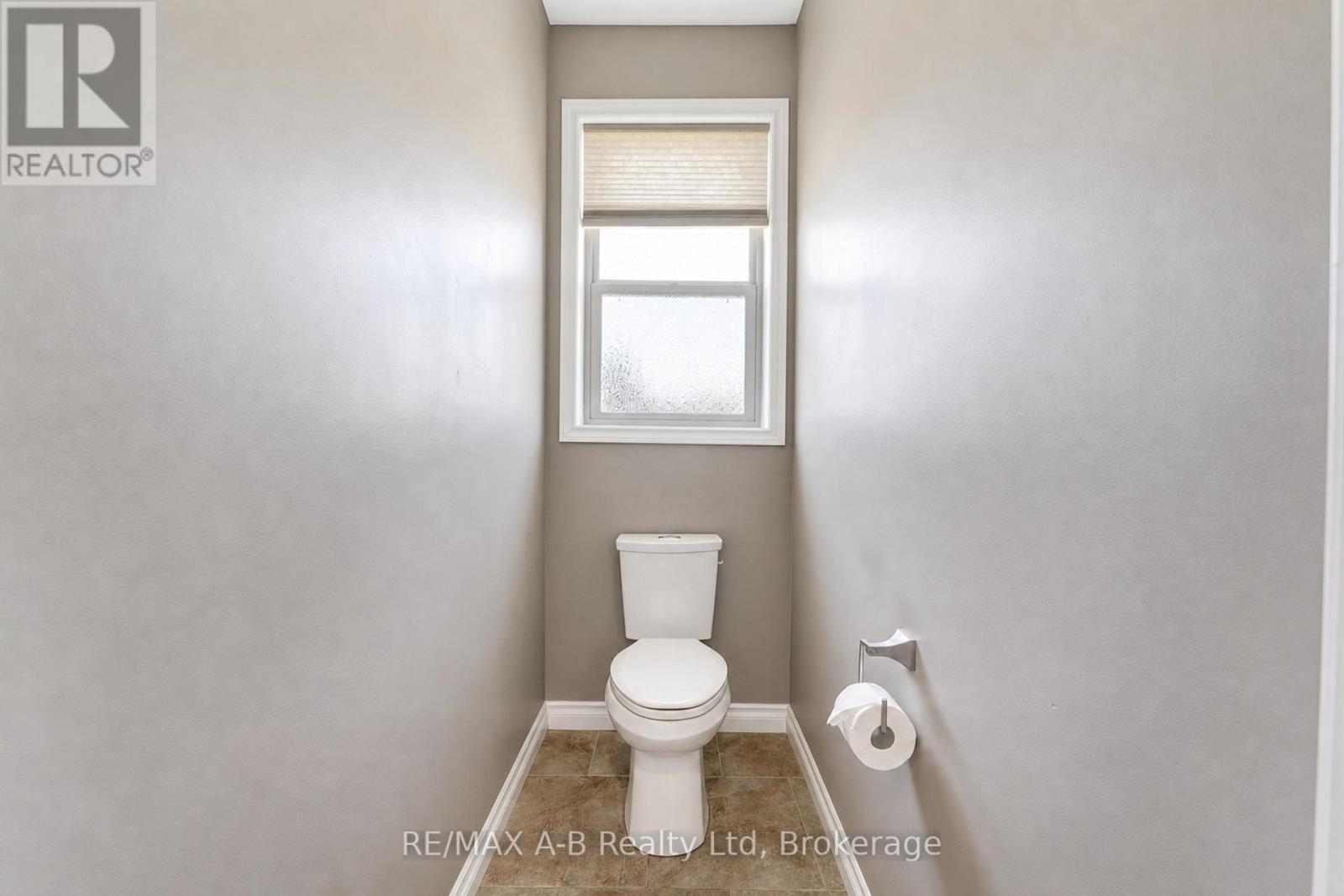 70 Kenton Street, West Perth, Ontario  N0K 1N0 - Photo 30 - X13226686