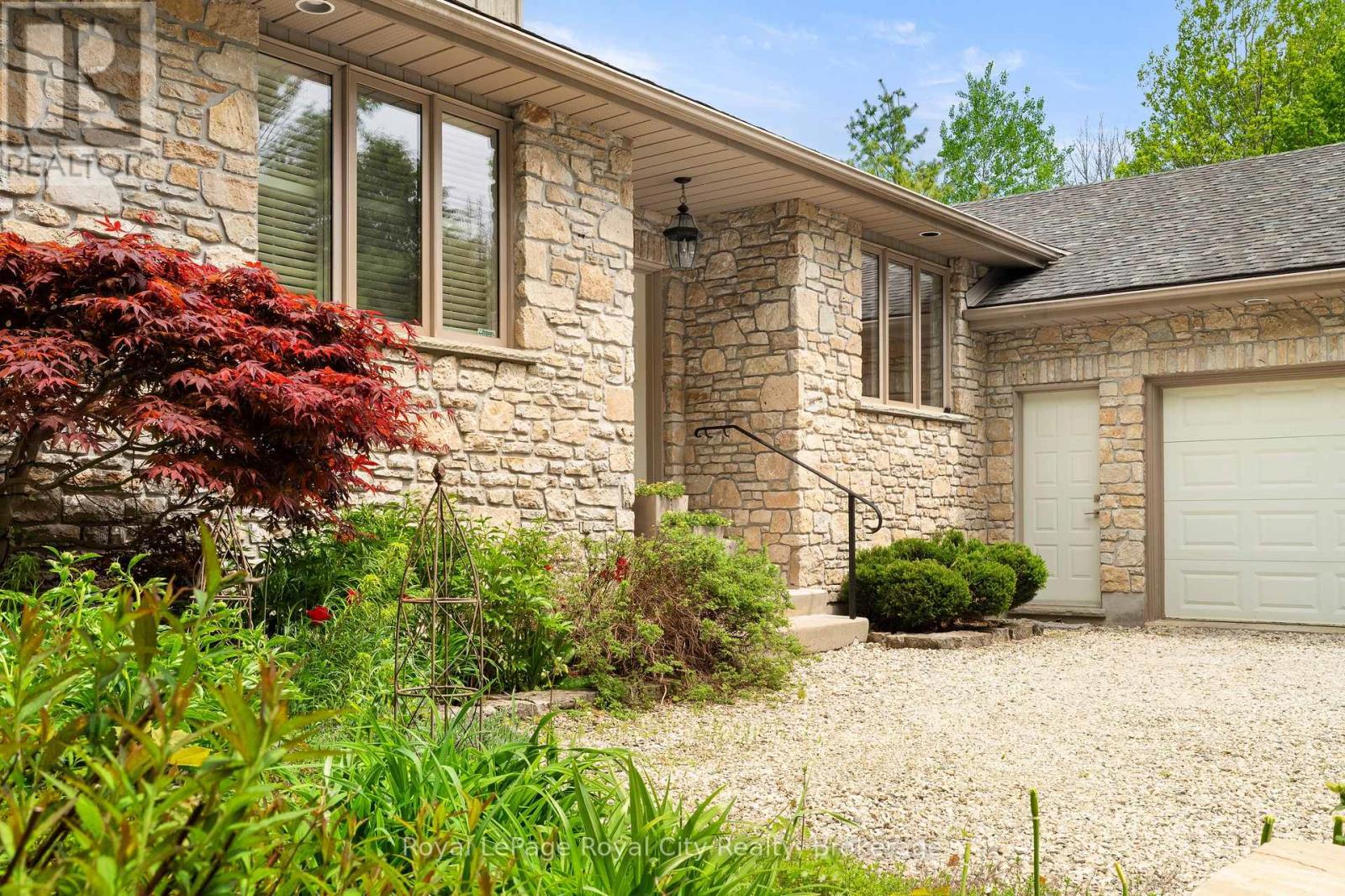 384 South River Road, Centre Wellington, Ontario  N0B 1S0 - Photo 2 - X13226760
