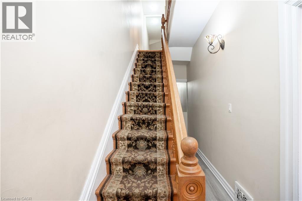 127 East Avenue S, Hamilton, Ontario  L8N 2T6 - Photo 11 - 40835725