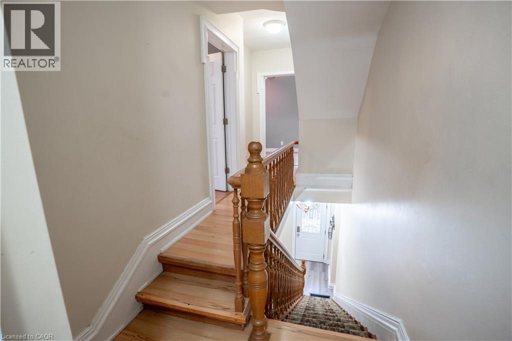 127 East Avenue S, Hamilton, Ontario  L8N 2T6 - Photo 12 - 40835725