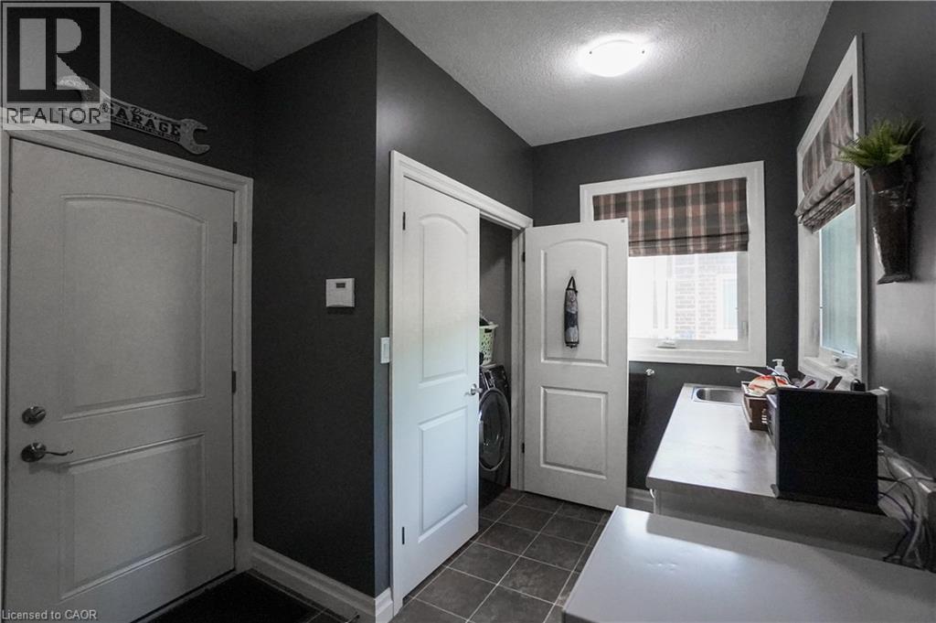 365 Poldon Drive, Norwich, Ontario  N0J 1P0 - Photo 11 - 40835526