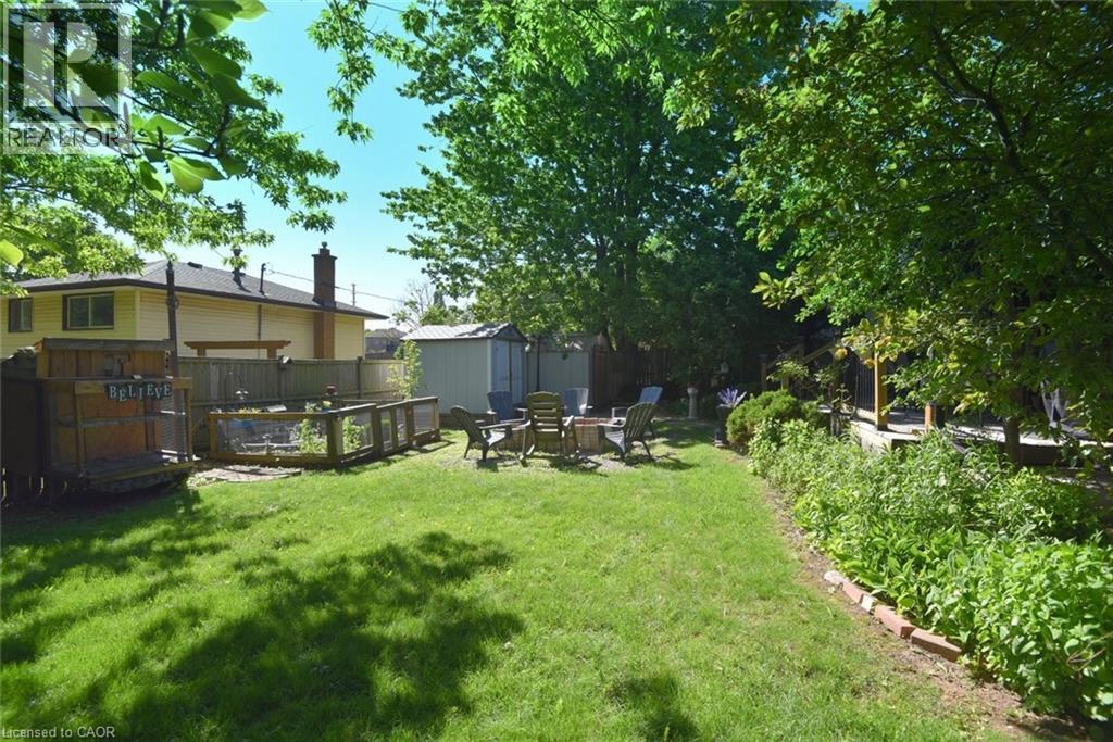 18 Dennis Avenue, Waterdown, Ontario  L9H 7G2 - Photo 24 - 40834320