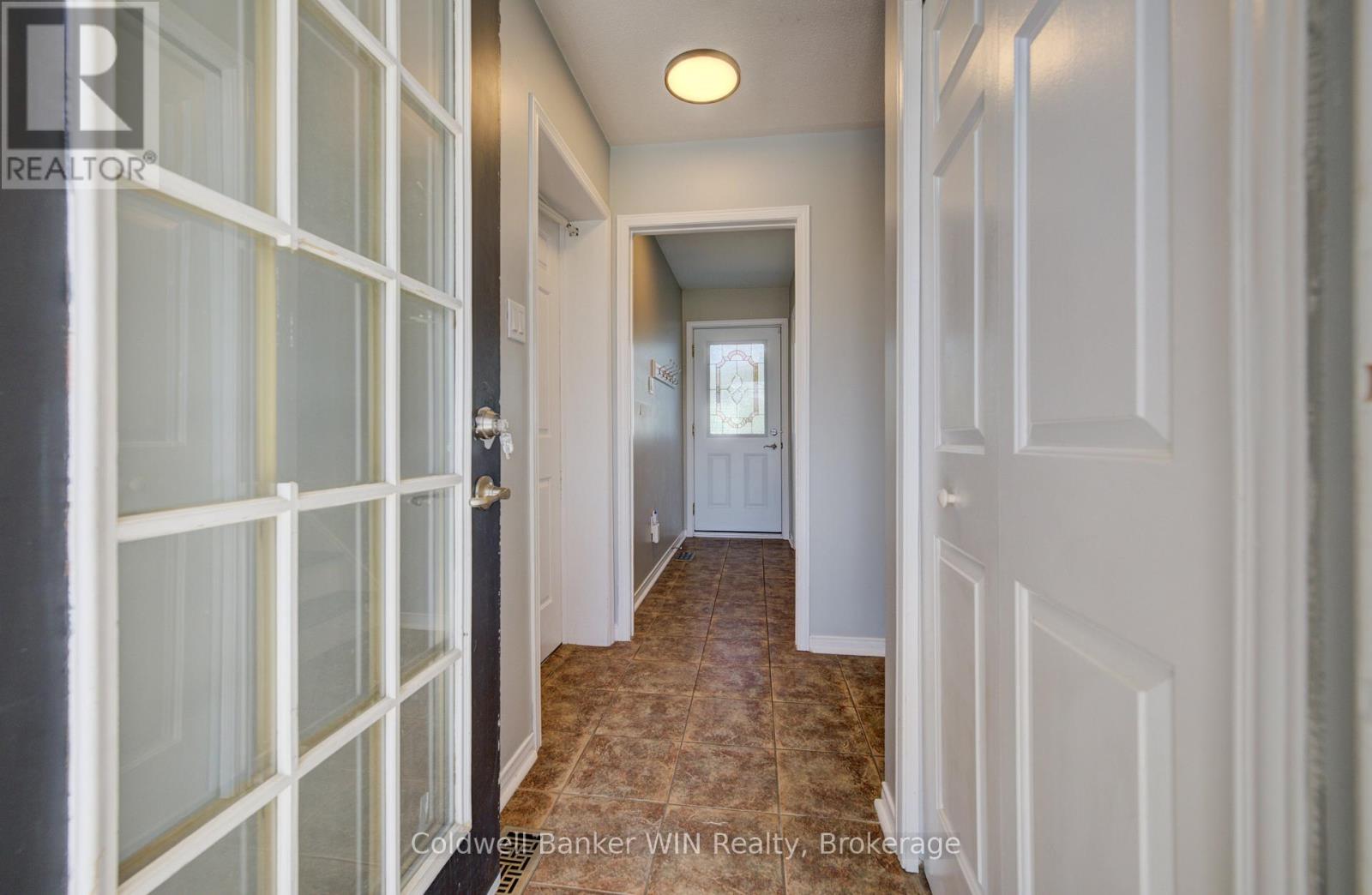 103 Melissa Crescent, Wellington North, Ontario  N0G 2L3 - Photo 4 - X13227120