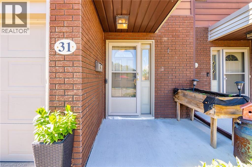23 Watsons Lane Unit# 31, Dundas, Ontario  L9H 5G9 - Photo 3 - 40835724