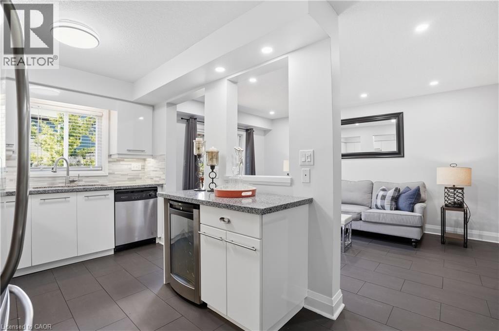 7 Upper Mercer Street Unit# G30, Kitchener, Ontario  N2A 0B8 - Photo 7 - 40816259