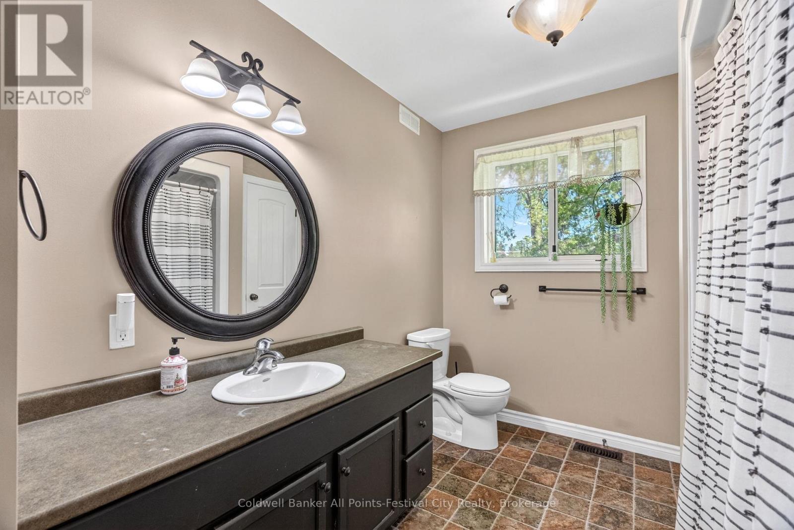 438 Ross Street, Huron-Kinloss, Ontario  N0G 2H0 - Photo 14 - X13227544