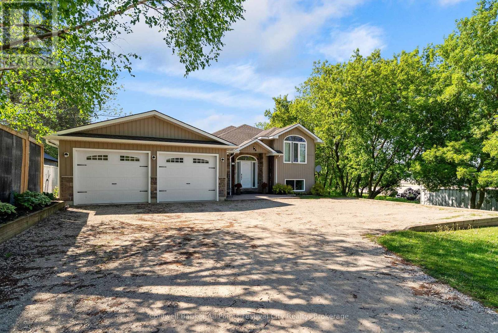 438 Ross Street, Huron-Kinloss, Ontario  N0G 2H0 - Photo 3 - X13227544