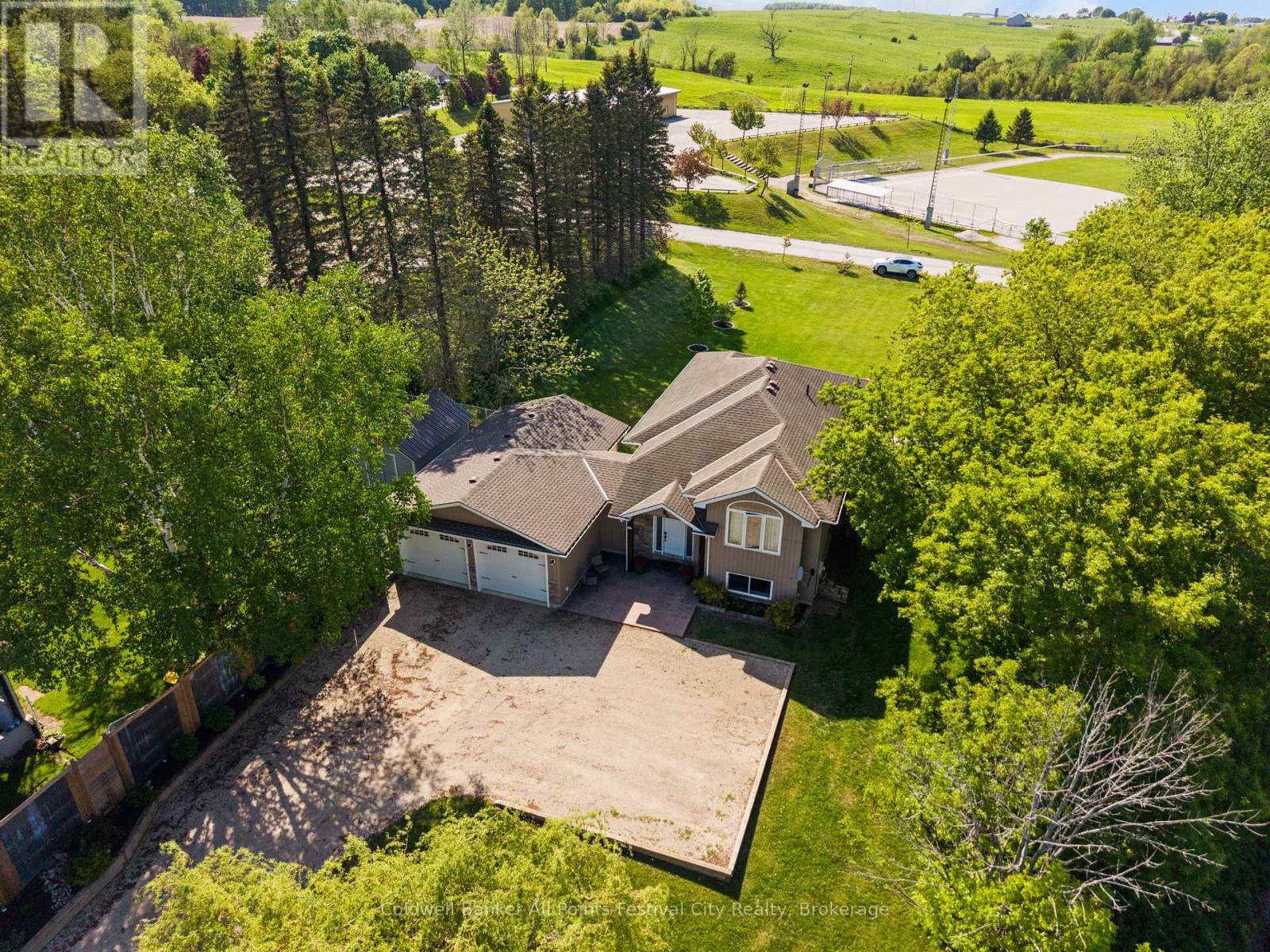 438 Ross Street, Huron-Kinloss, Ontario  N0G 2H0 - Photo 5 - X13227544