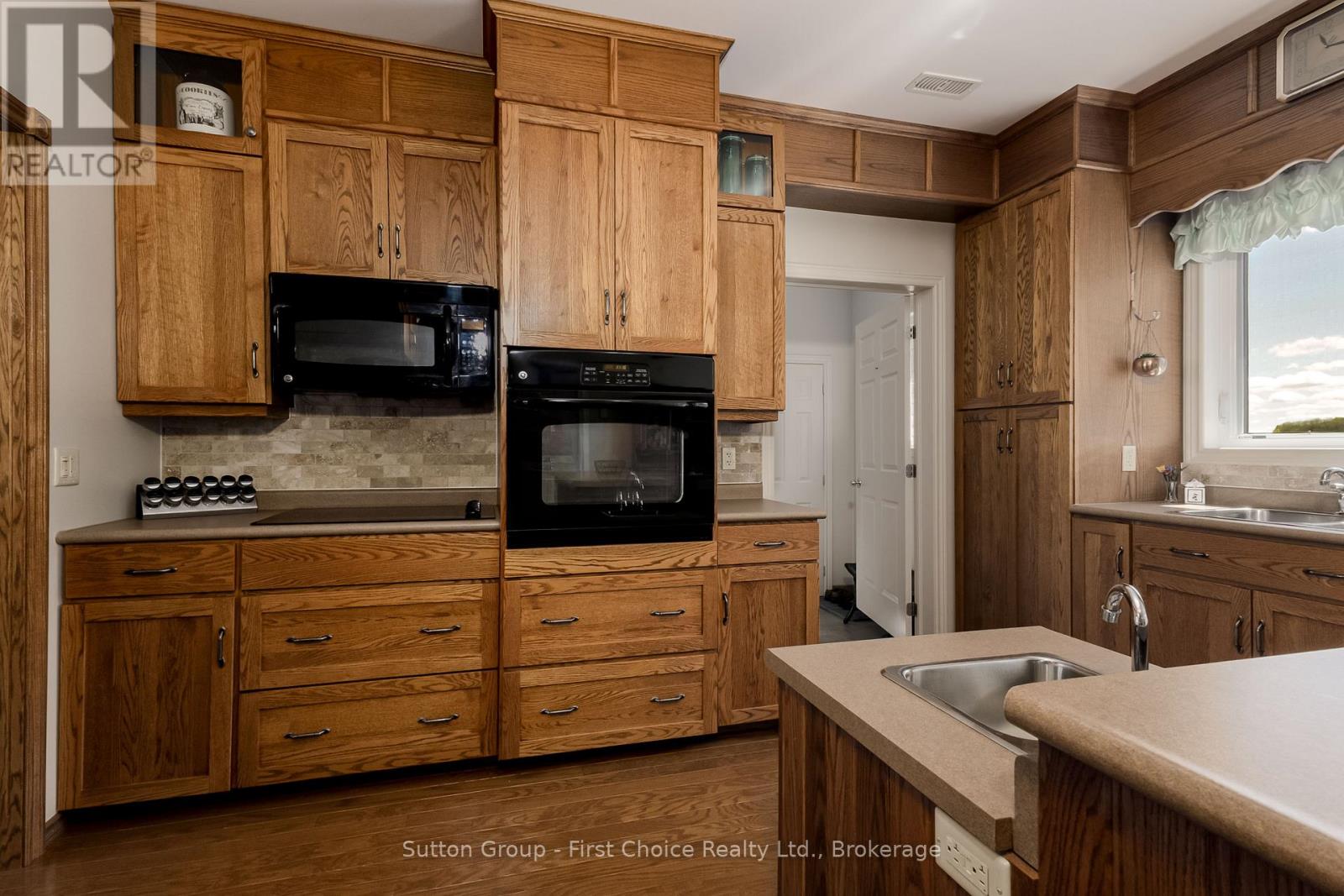 4957 Perth Road 119, Perth East, Ontario  N0K 1J0 - Photo 15 - X13227620
