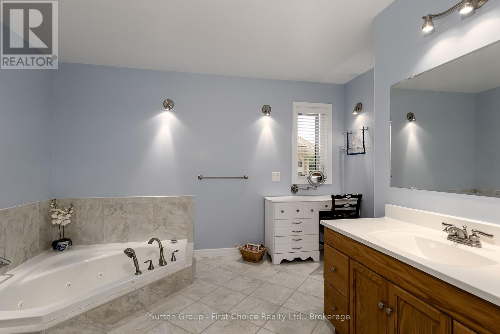 4957 Perth Road 119, Perth East, Ontario  N0K 1J0 - Photo 28 - X13227620
