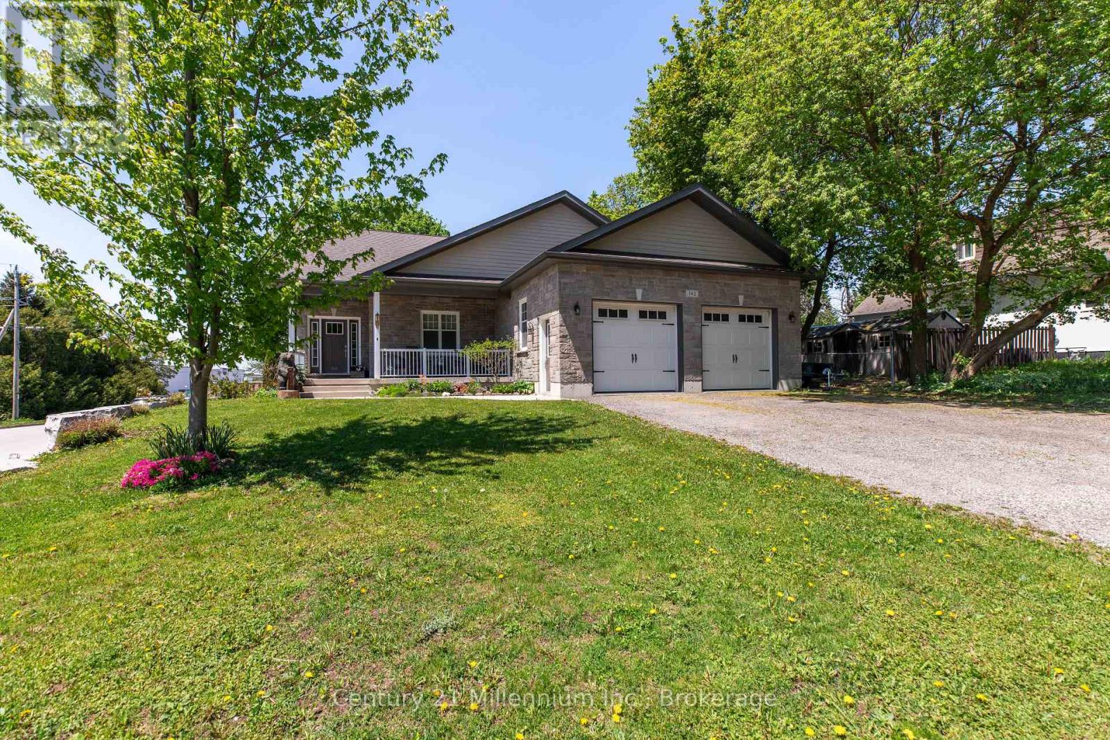 142 Isla Street, Grey Highlands, Ontario  N0C 1H0 - Photo 3 - X13227956