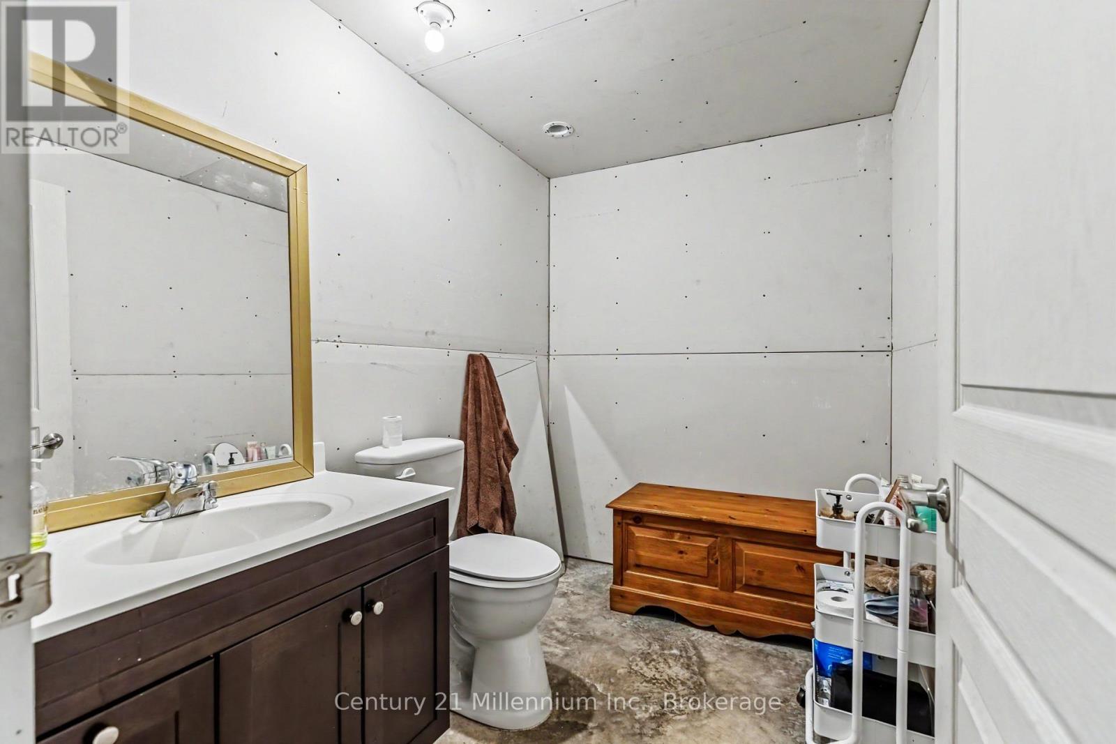 142 Isla Street, Grey Highlands, Ontario  N0C 1H0 - Photo 39 - X13227956