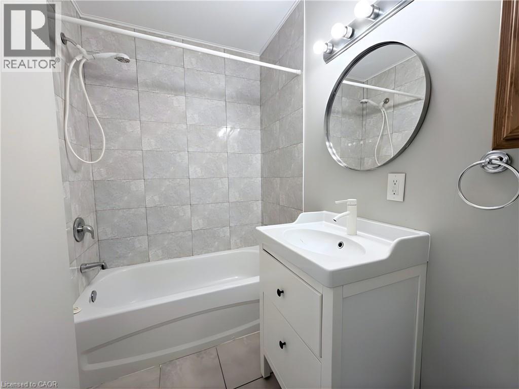 105 Cheever Street, Hamilton, Ontario  L8L 5R8 - Photo 15 - 40834399