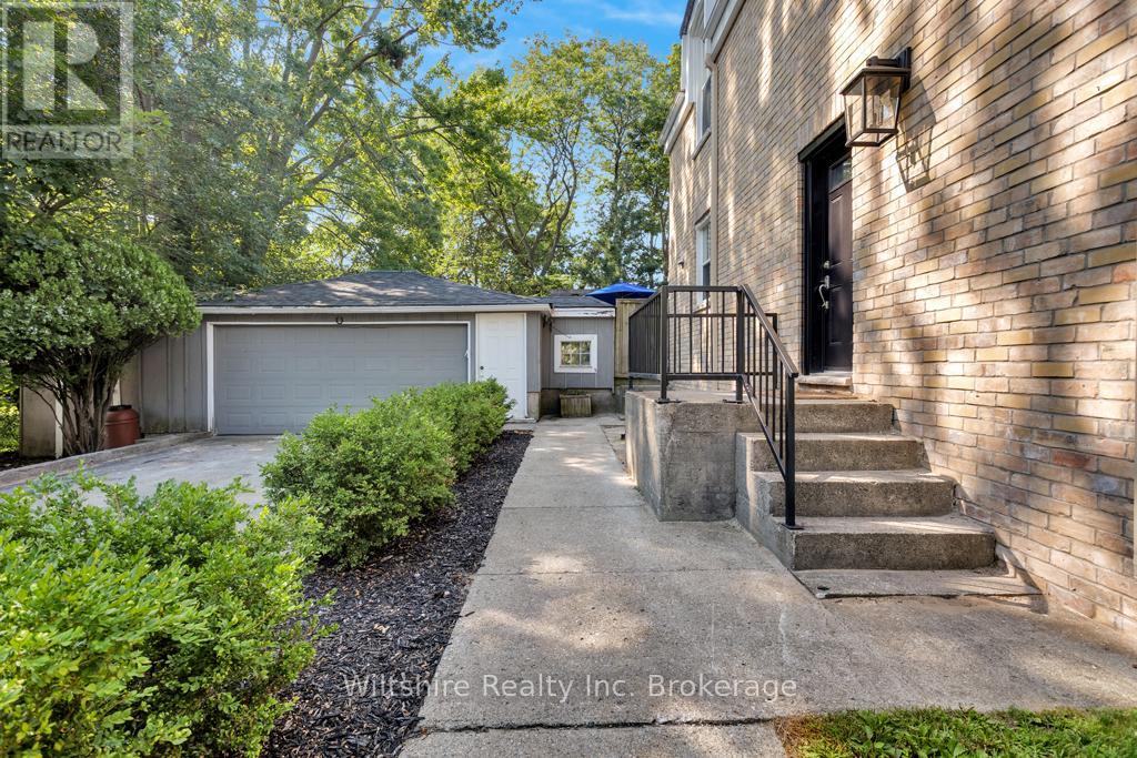 64 South Street W, Aylmer, Ontario  N5H 1R1 - Photo 3 - X13228494