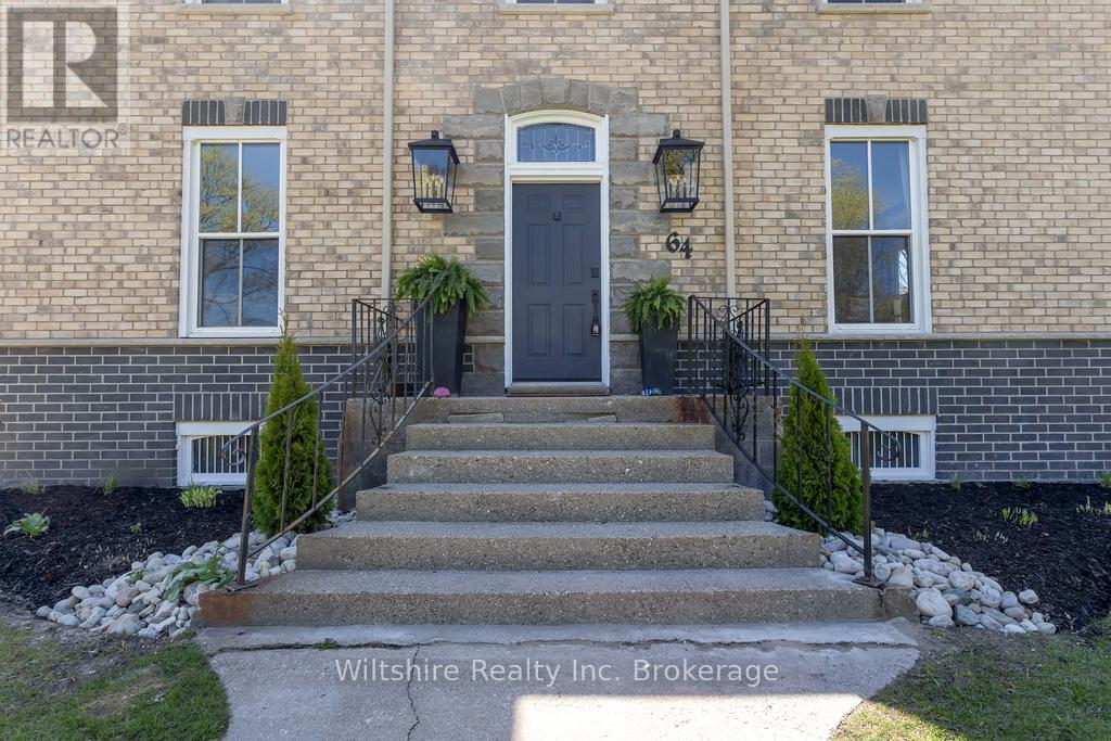 64 South Street W, Aylmer, Ontario  N5H 1R1 - Photo 5 - X13228494