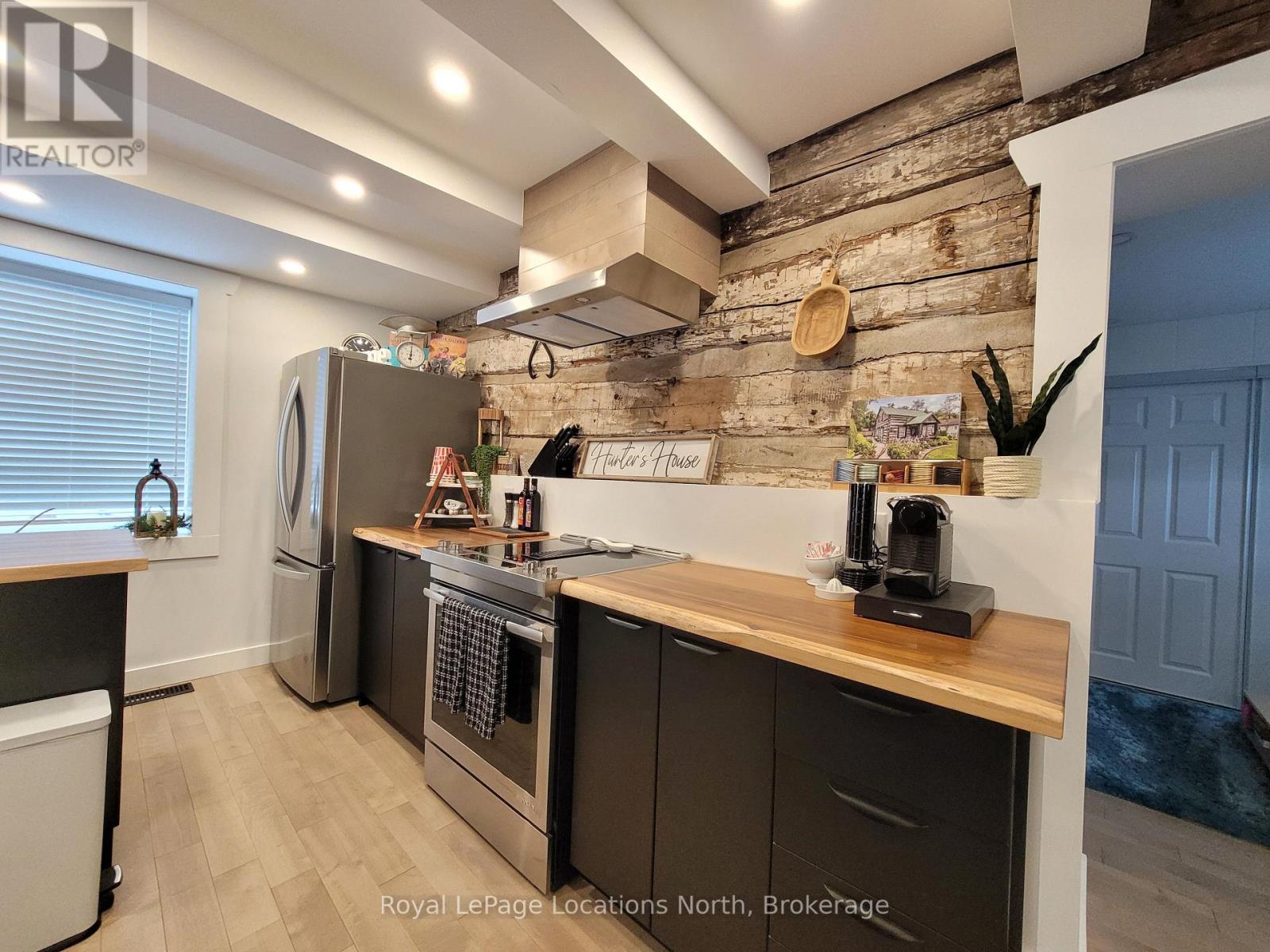 347 Balm Beach Road W, Tiny, Ontario  L0L 2J0 - Photo 14 - S13228170