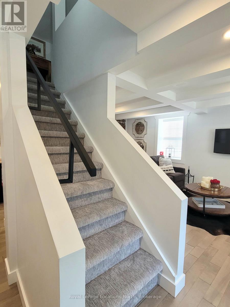 347 Balm Beach Road W, Tiny, Ontario  L0L 2J0 - Photo 20 - S13228170