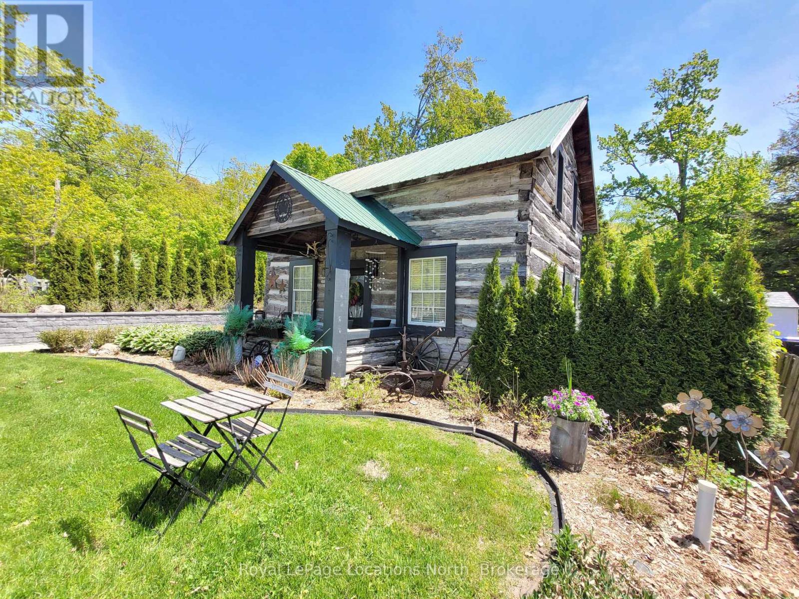 347 Balm Beach Road W, Tiny, Ontario  L0L 2J0 - Photo 5 - S13228170