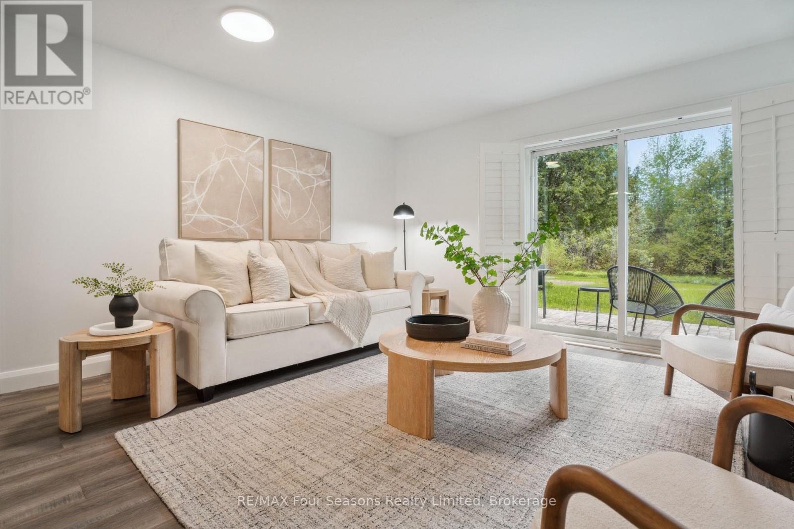 7 - 44 Trott Boulevard, Collingwood, Ontario  L9Y 5B7 - Photo 6 - S13228438