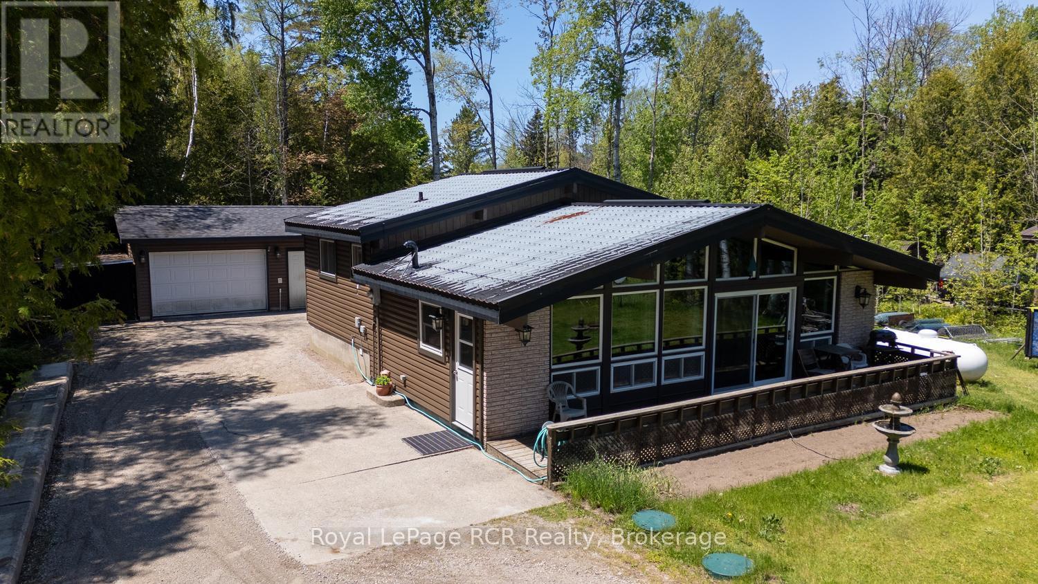 296 Bryant Street, South Bruce Peninsula, Ontario  N0H 2T0 - Photo 36 - X13228236