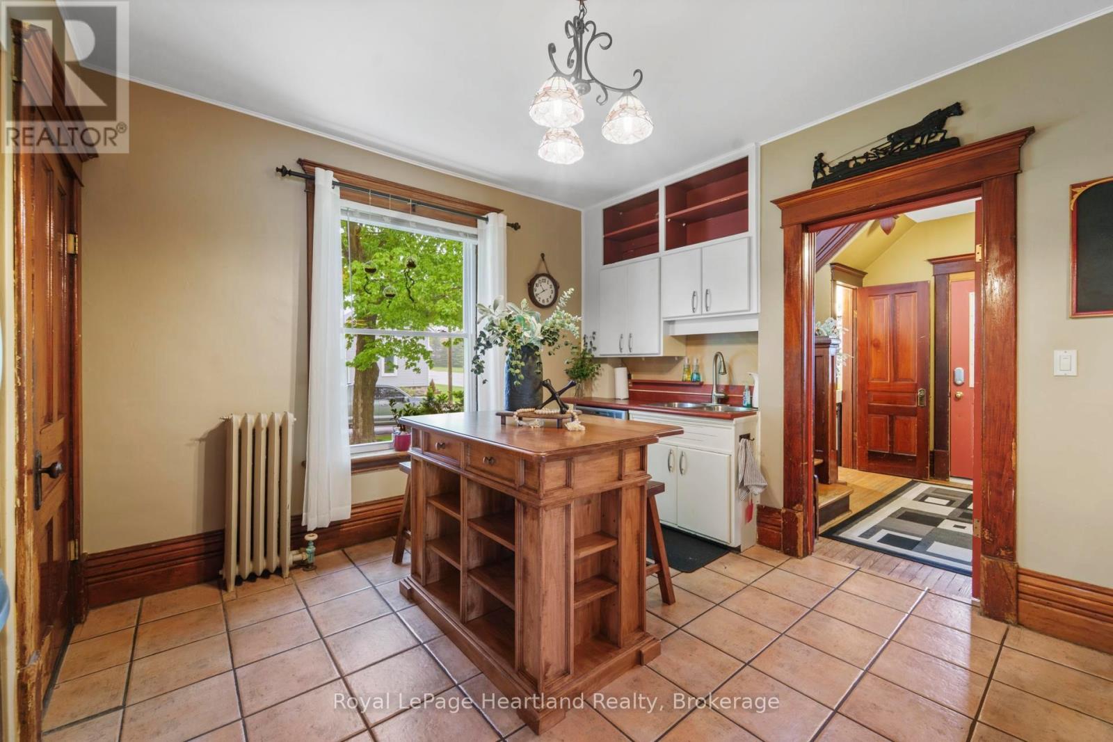202 Mcconnell Street, North Huron, Ontario  N0M 1H0 - Photo 16 - X13228498