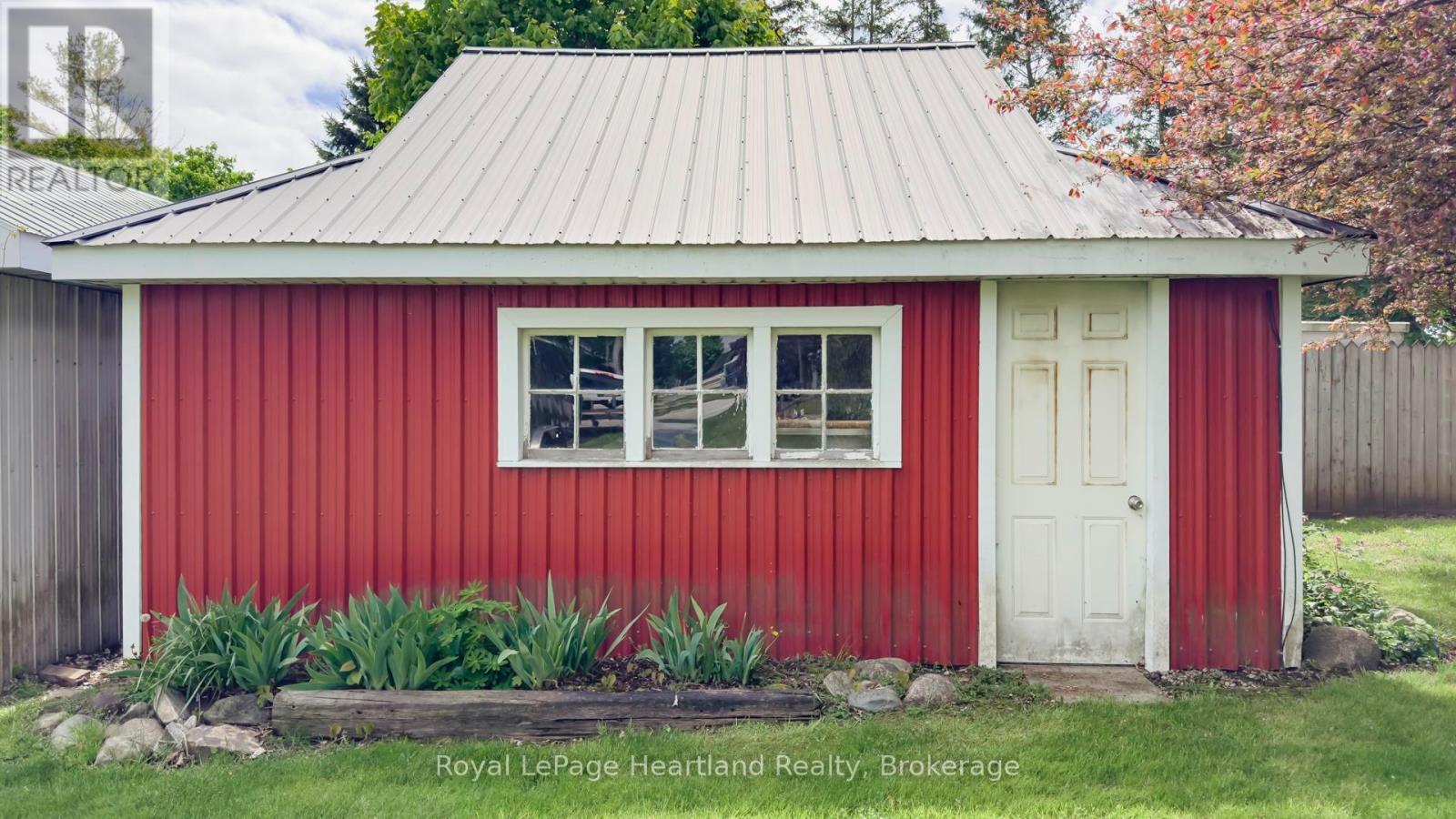 202 Mcconnell Street, North Huron, Ontario  N0M 1H0 - Photo 43 - X13228498