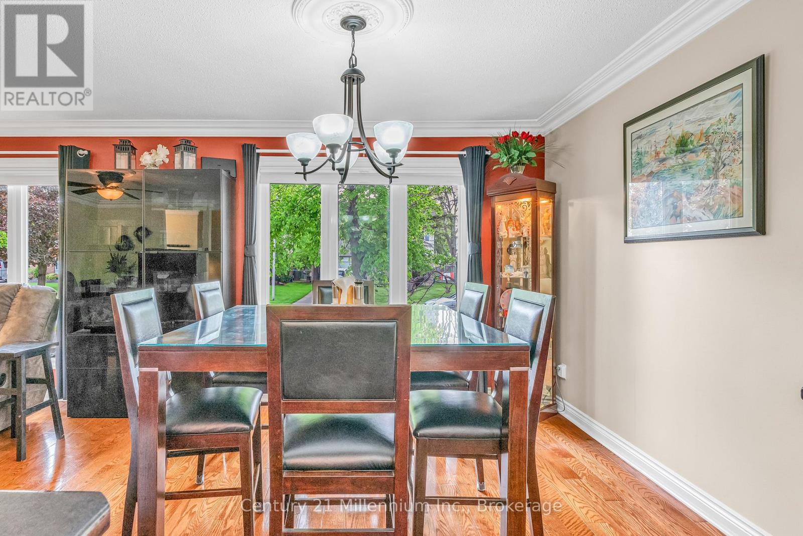 Drive - 43 Stoddart Drive, Aurora, Ontario  L4G 2G2 - Photo 15 - N13228698