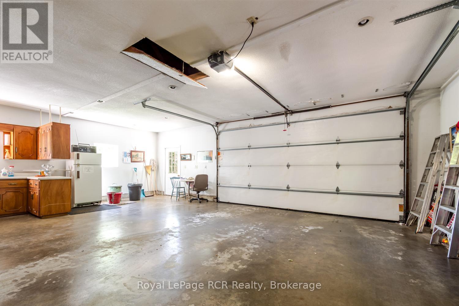 405 Balmy Beach Road, Georgian Bluffs, Ontario  N4K 5N4 - Photo 43 - X13228646