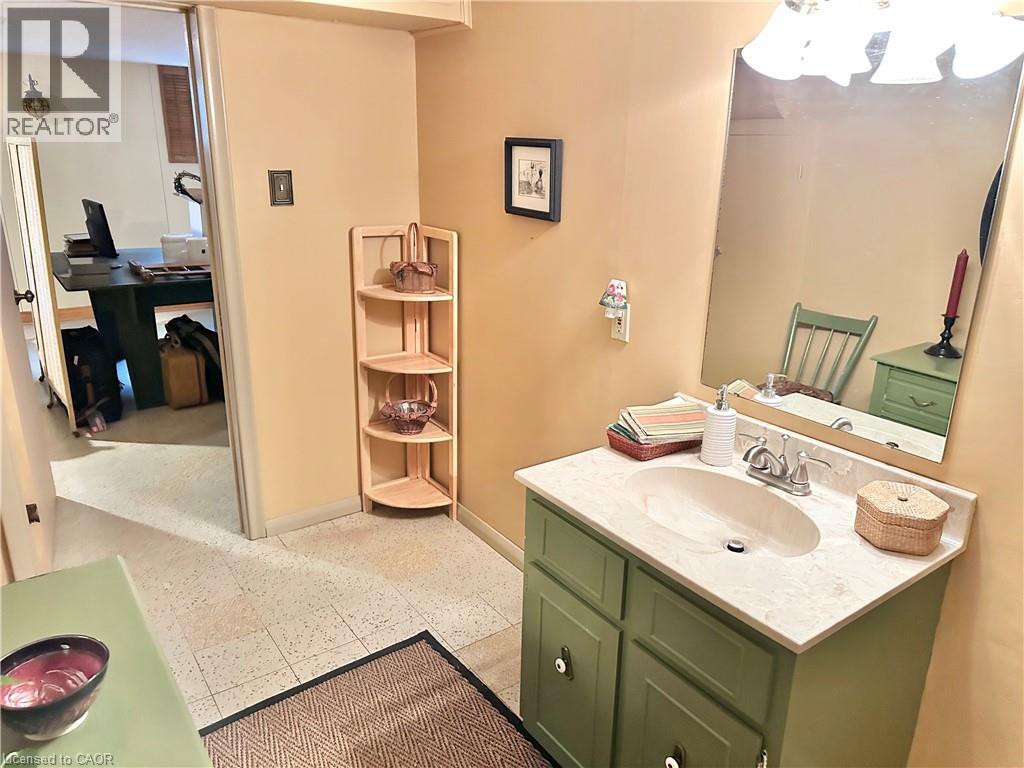 60 Smith Avenue, Delhi, Ontario  N4B 1B8 - Photo 28 - 40835786