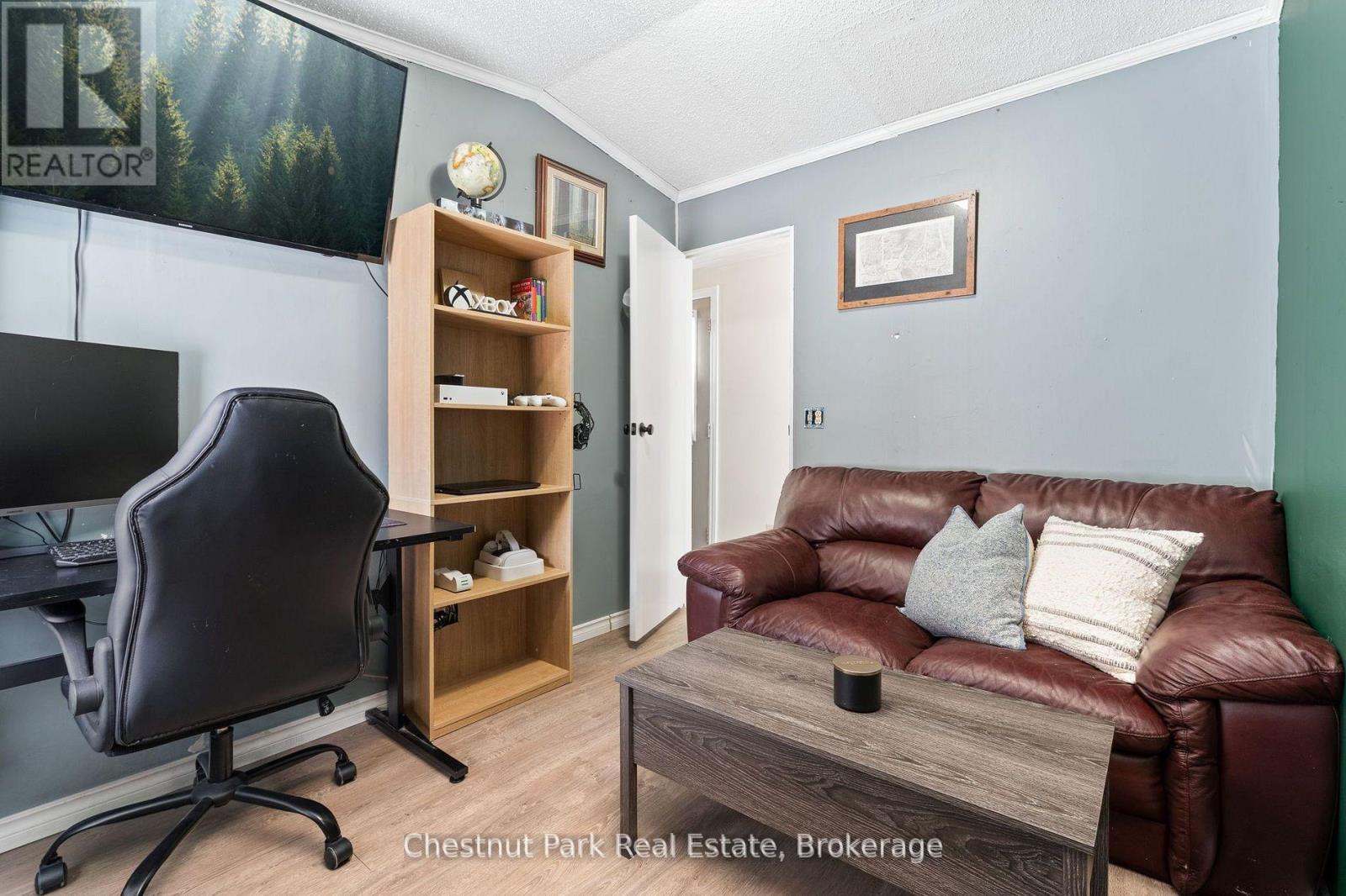 21 Mount Vernon Trail, Huntsville, Ontario  P1H 1E3 - Photo 20 - X13228996