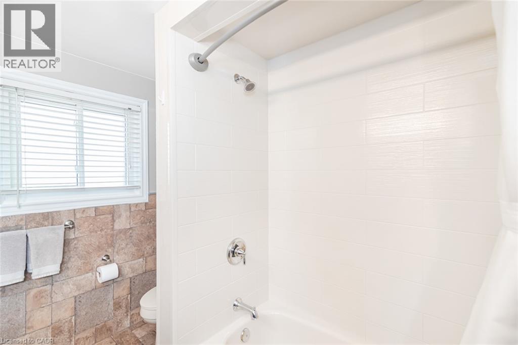 366 Berkindale Drive, Hamilton, Ontario  L8E 3T8 - Photo 25 - 40835949