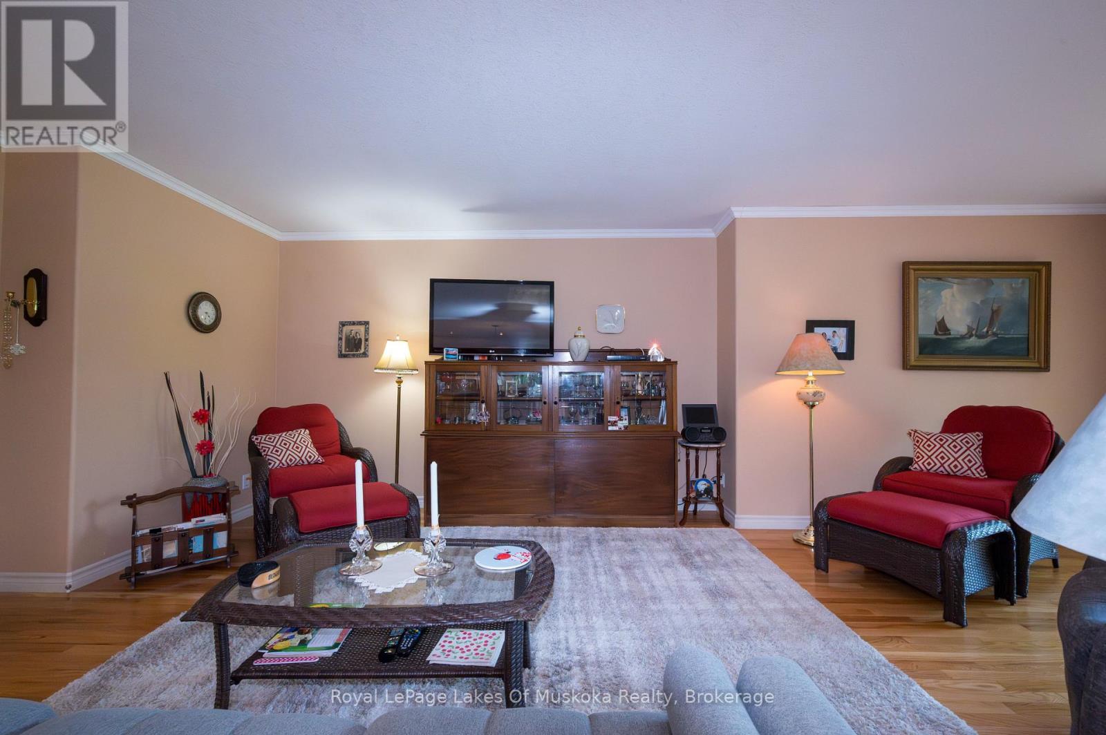 20 Deerhurst Highlands Drive, Huntsville, Ontario  P1H 1B1 - Photo 9 - X13229366