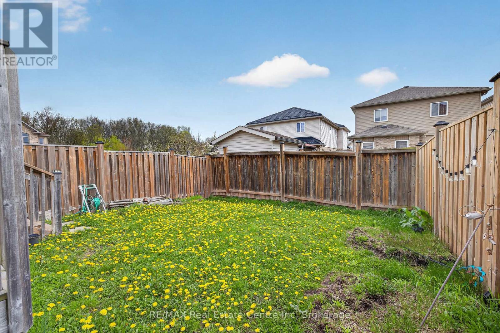 4 Drone Crescent, Guelph, Ontario  N1K 0C1 - Photo 11 - X13229716