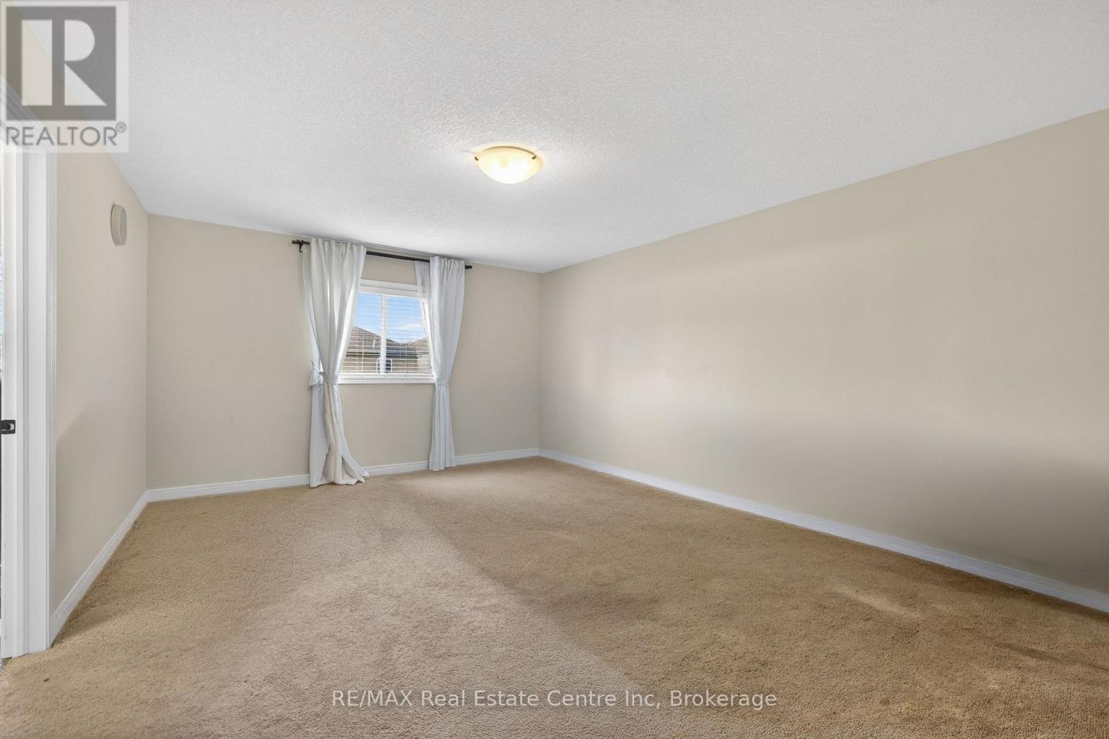 4 Drone Crescent, Guelph, Ontario  N1K 0C1 - Photo 25 - X13229716
