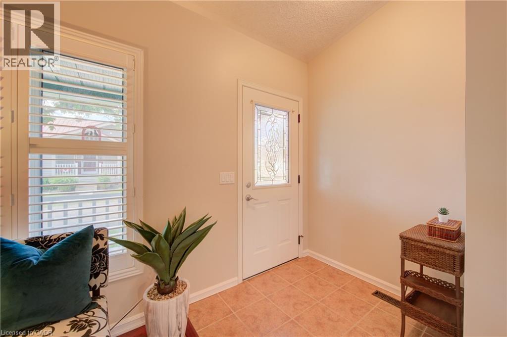 137 Wesley Crescent, Waterloo, Ontario  N2J 4G8 - Photo 6 - 40835338