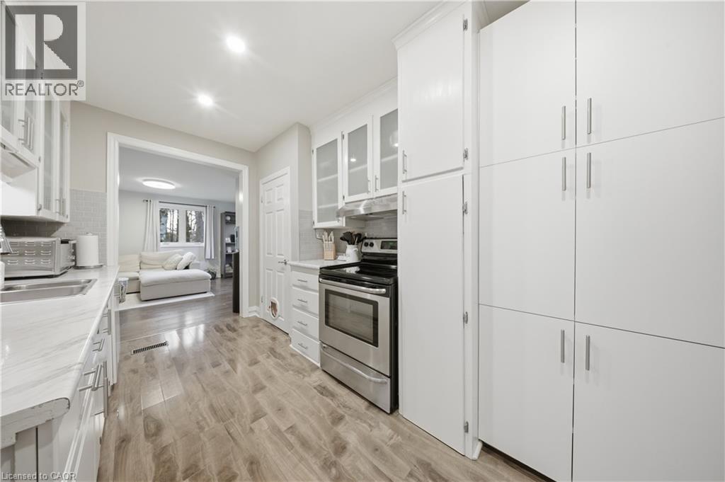 6092 Cedar Springs Road, Burlington, Ontario  L7P 0C3 - Photo 8 - 40835997