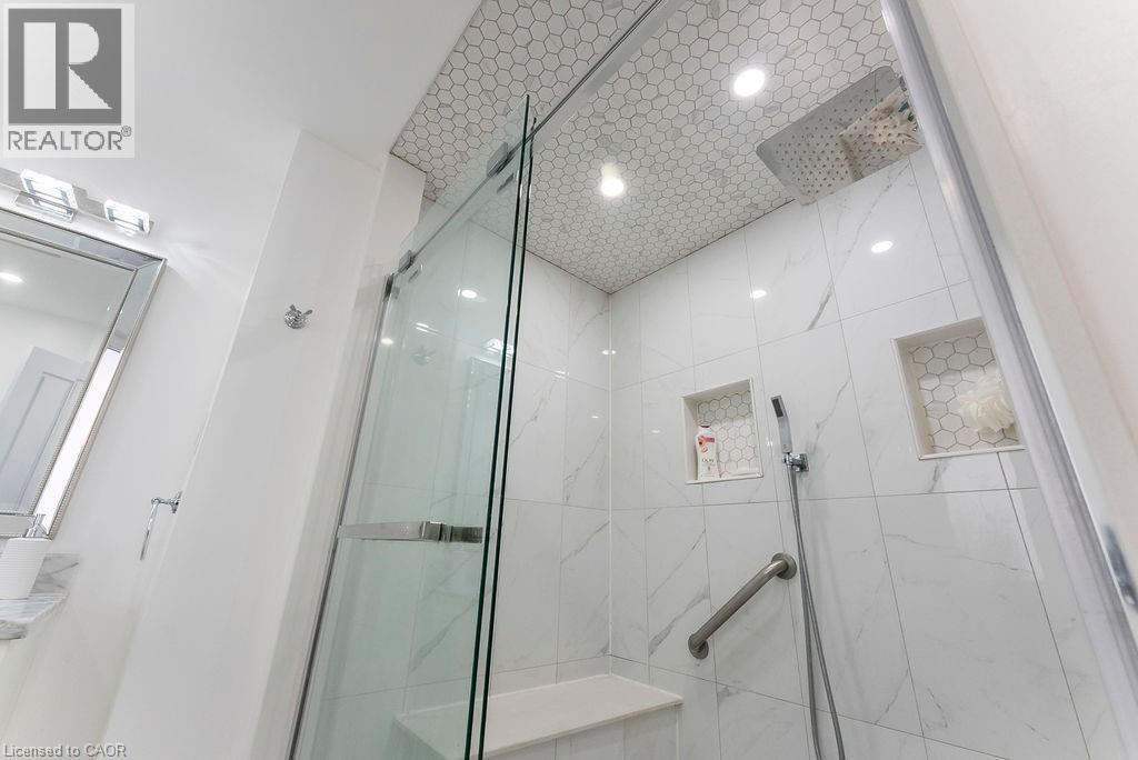 113 Greenshire Drive, Hamilton, Ontario  L9C 7G5 - Photo 25 - 40836123