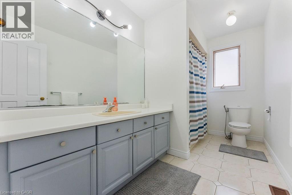 113 Greenshire Drive, Hamilton, Ontario  L9C 7G5 - Photo 28 - 40836123