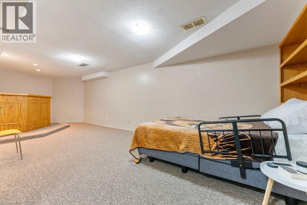113 Greenshire Drive, Hamilton, Ontario  L9C 7G5 - Photo 38 - 40836123