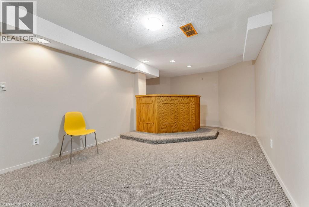 113 Greenshire Drive, Hamilton, Ontario  L9C 7G5 - Photo 39 - 40836123