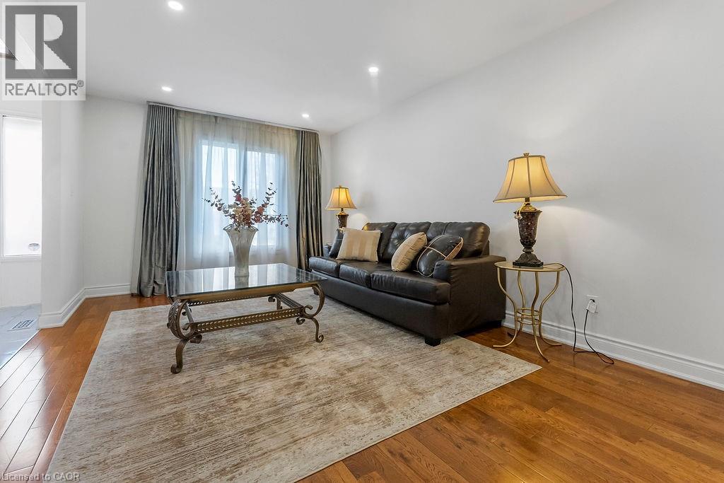 113 Greenshire Drive, Hamilton, Ontario  L9C 7G5 - Photo 7 - 40836123
