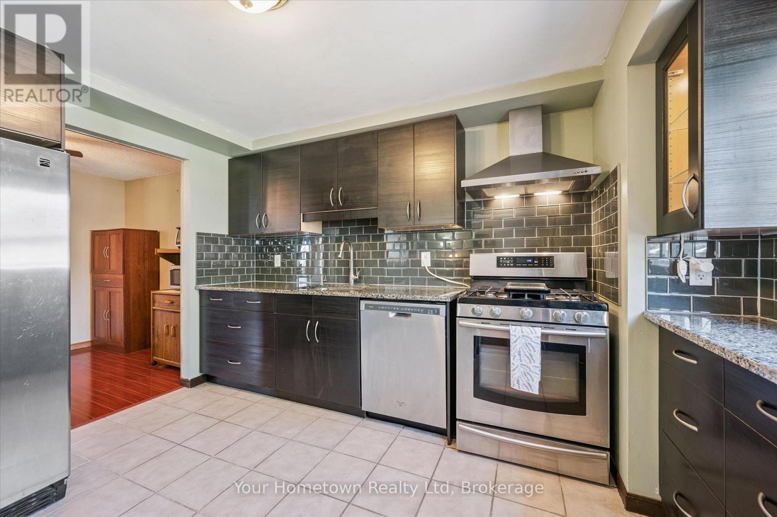 369 Strathallan Street, Centre Wellington, Ontario  N1M 3K8 - Photo 12 - X13231036
