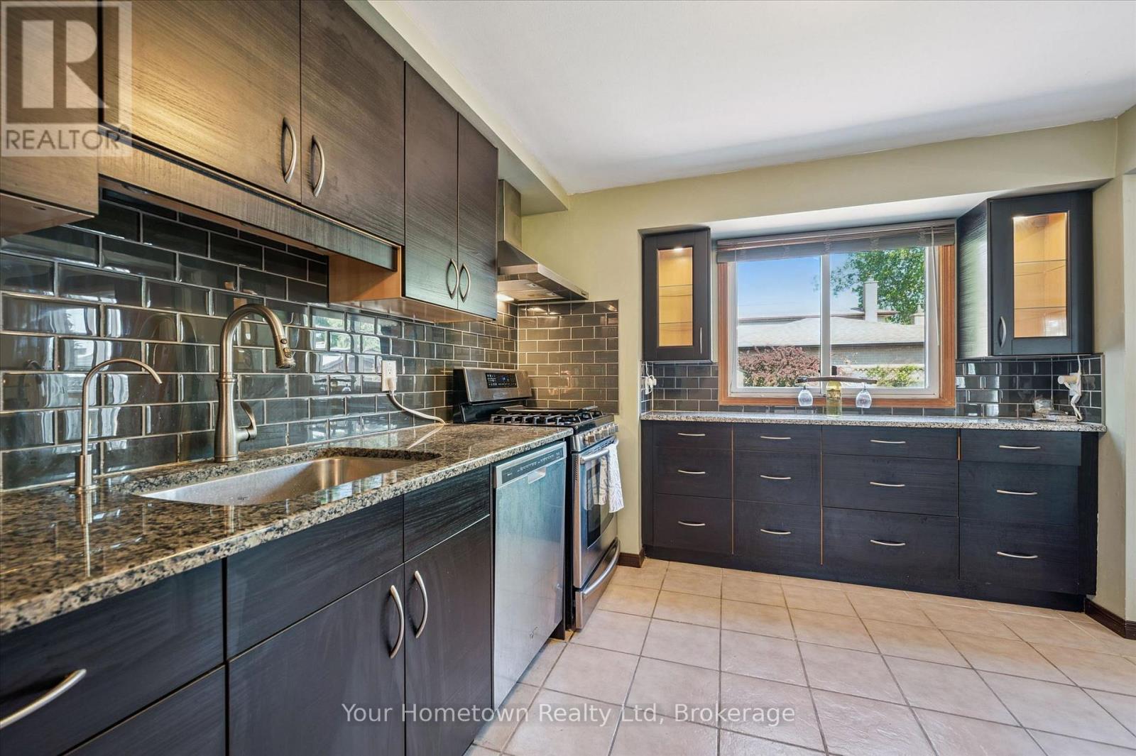 369 Strathallan Street, Centre Wellington, Ontario  N1M 3K8 - Photo 14 - X13231036