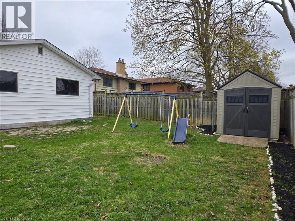 261 Overlea Drive, Kitchener, Ontario  N2M 1T7 - Photo 11 - 40836051